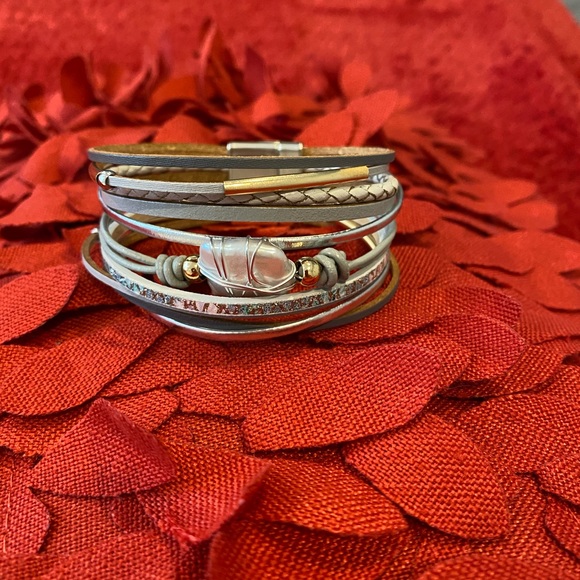 Bracelet - Picture 2 of 3